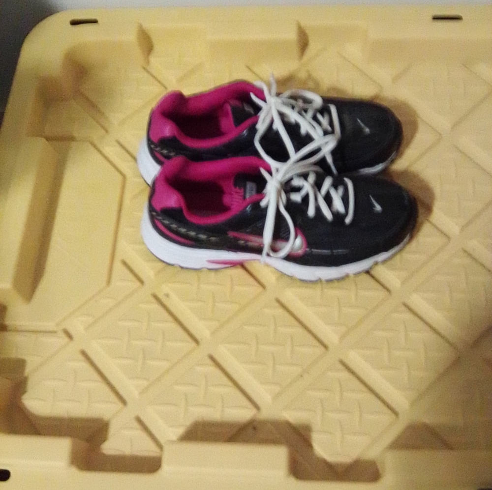 Women Nike shoe
